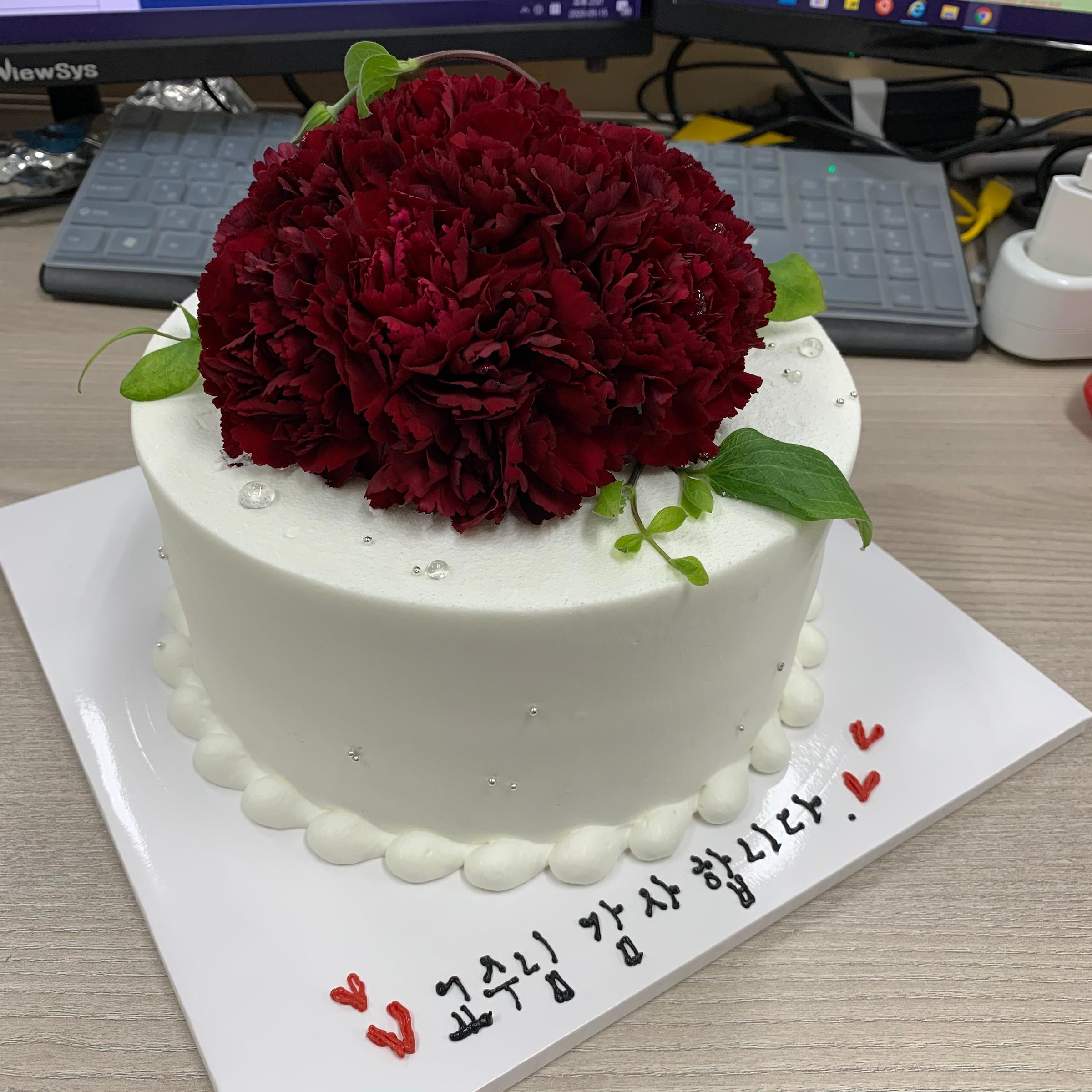 교수님 두번째 스승의 날!!  코로나 때문에 비대면으로